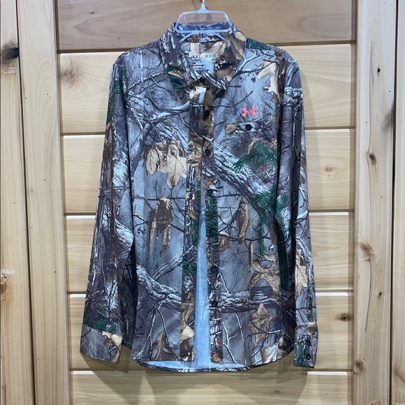 Under Armour Women’s  Woodland Camo Shirt - Picture 1 of 7